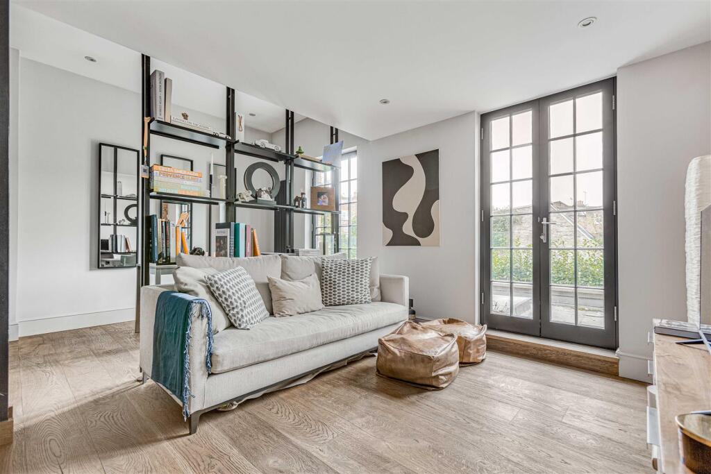 Main image of property: Fulham Road, Parsons Green, SW6
