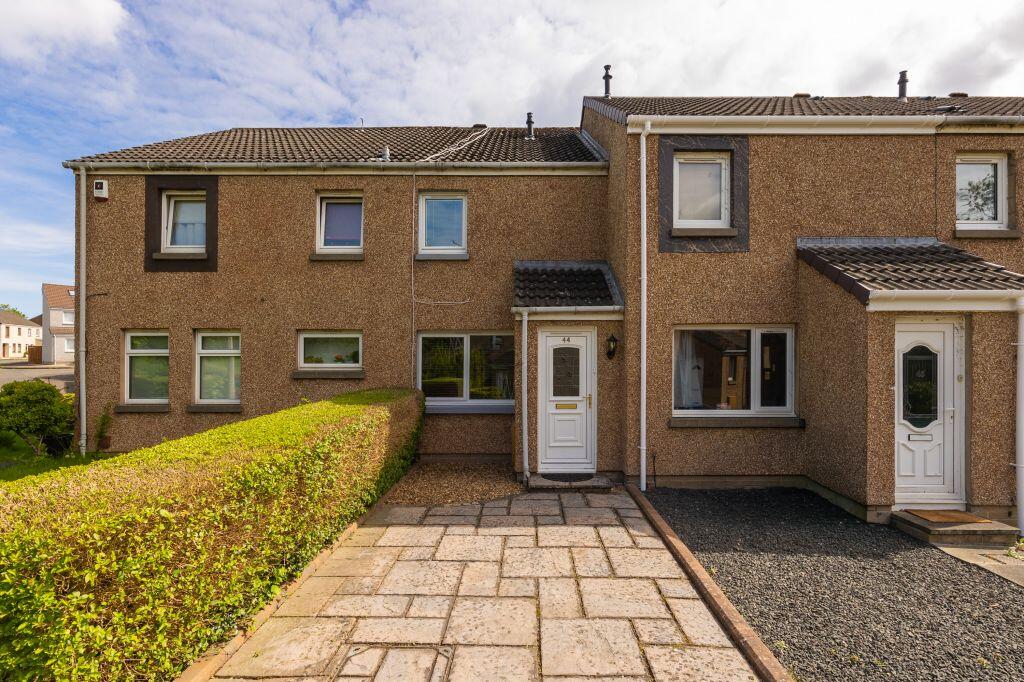 2-bed terraced on 44 North Bughtlinside, Edinburgh, EH12 8YA, £225,000