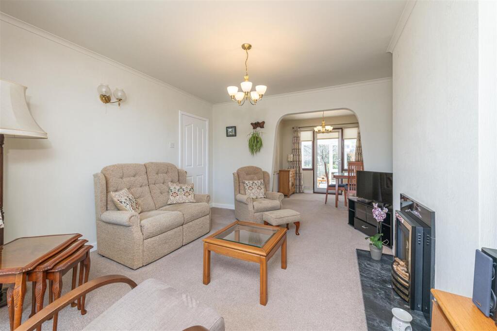 St. Annes Avenue, Huddersfield photo 4