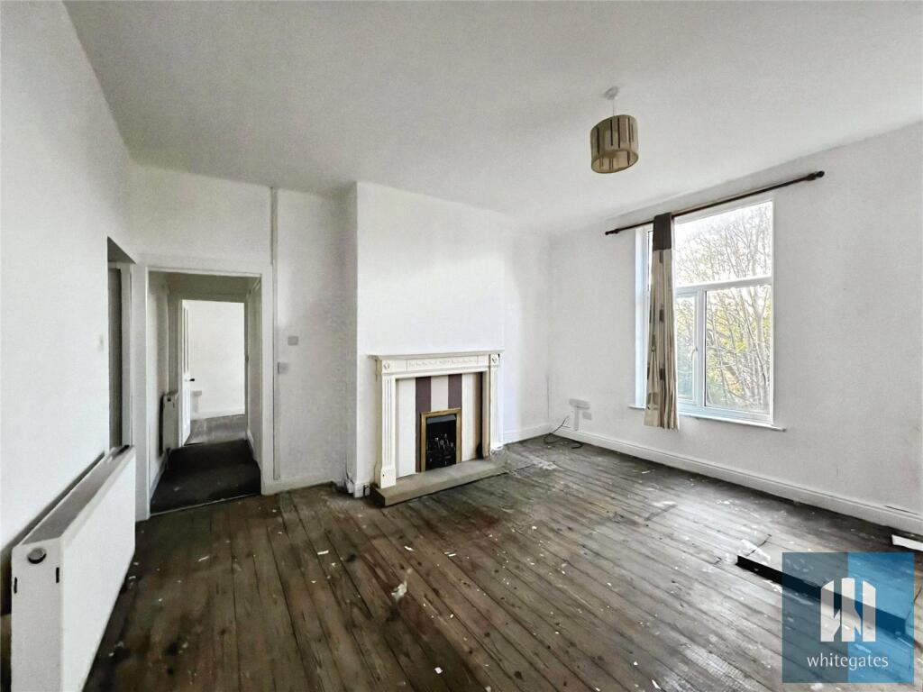 Grimscar Avenue, Birkby, Huddersfield, HD2 photo 2