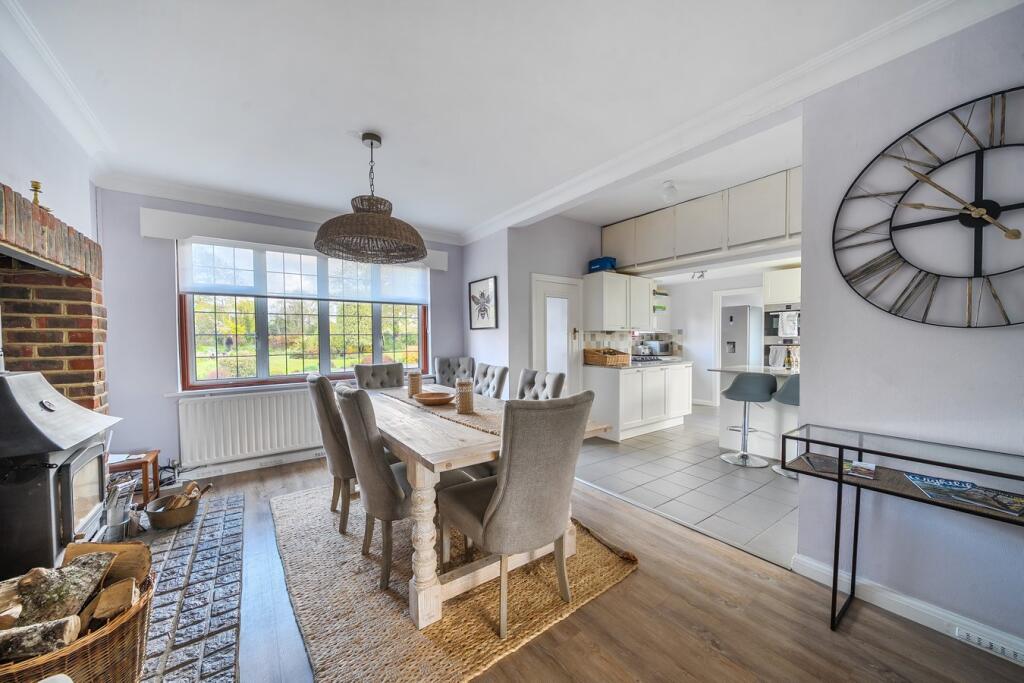 Holmsley Road, New Milton, BH25 photo 4