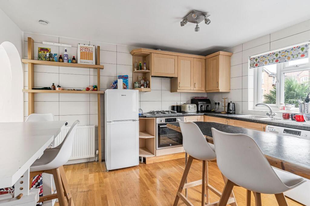 Main image of property: Warner Road, London, SE5