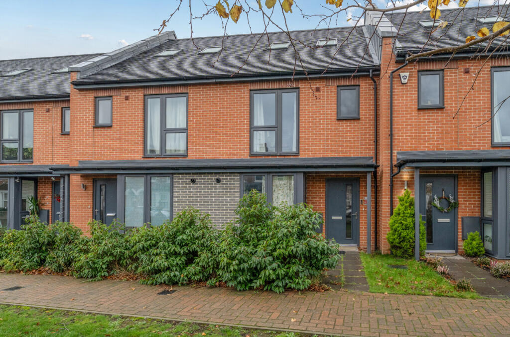 3-bed terraced on Addison Road, Reading, Berkshire, £535,000