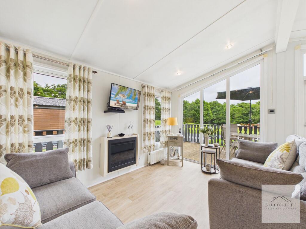 Bowland View, Bowland Lakes Leisure Village, PR3 - View 2