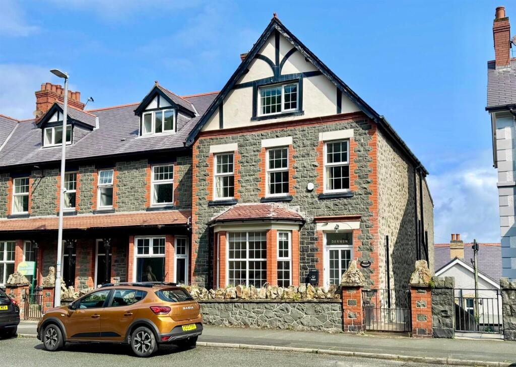 Main image of property: Bangor Road, Penmaenmawr