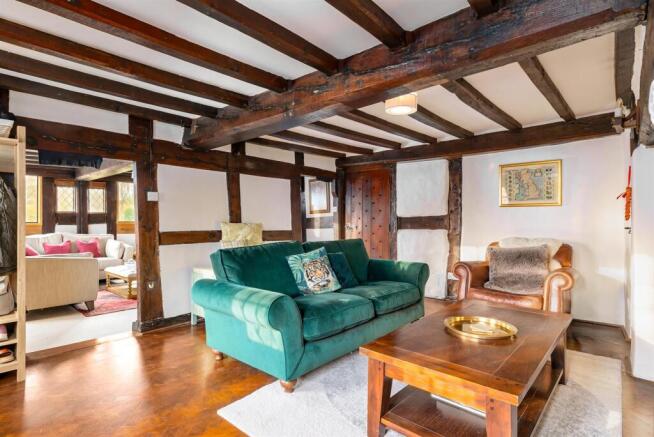 Family Room 08