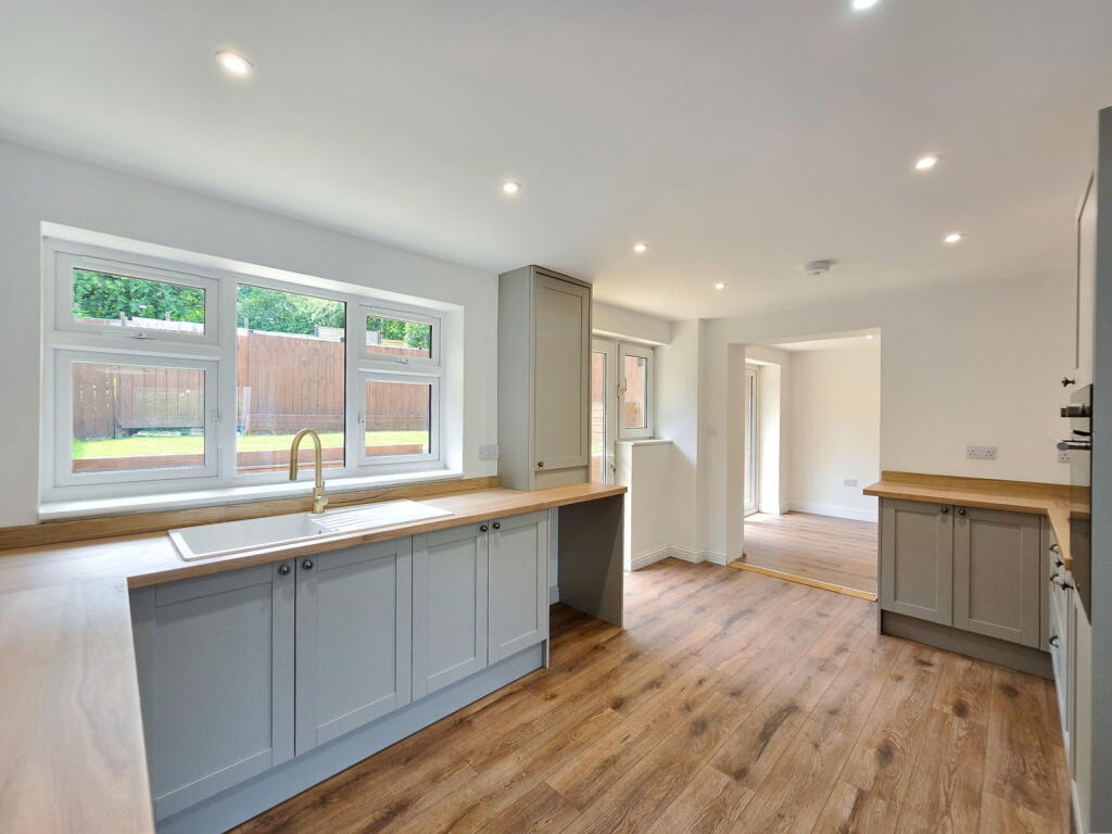 Sycamore Avenue, Tavistock, PL19 9NL photo 5