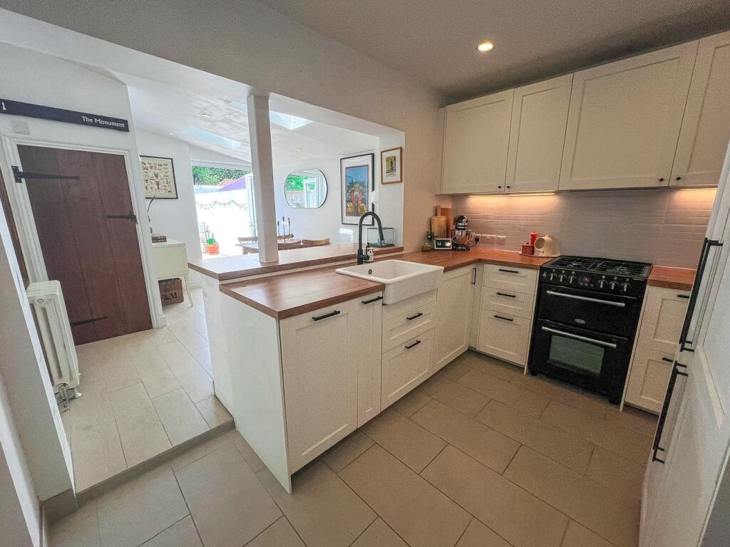 House in Kingston upon Thames - View 4