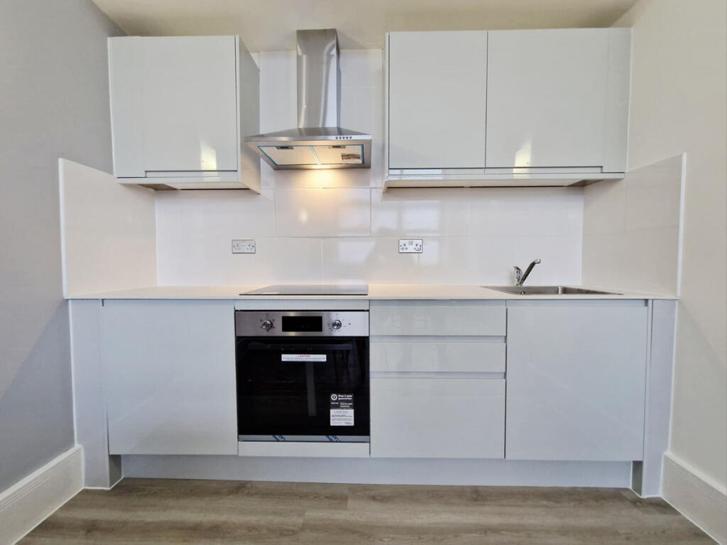 Apartment in Birmingham, Jewellery Quarter - View 2