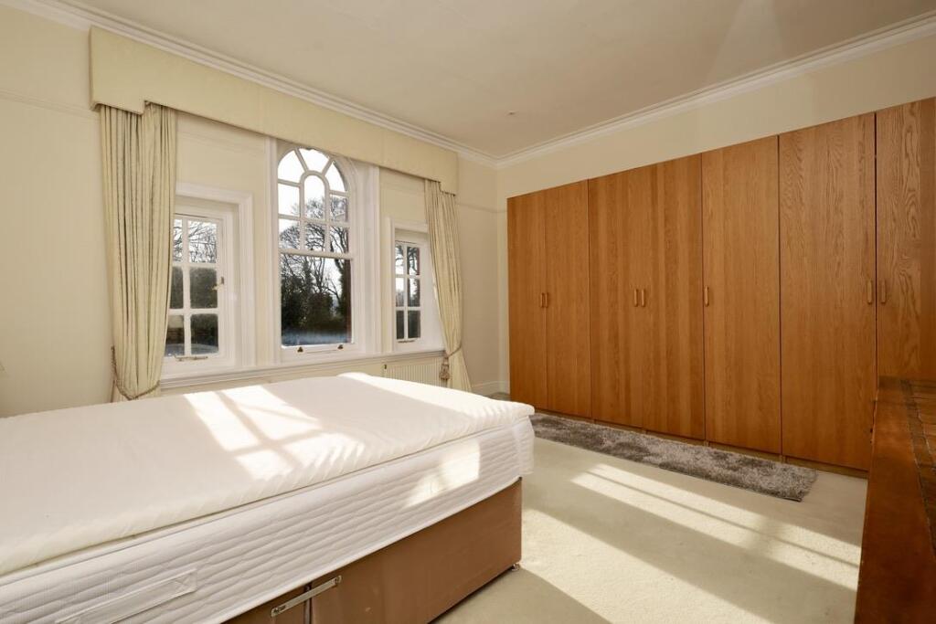 Apartment in Newcastle upon Tyne, High Heaton - View 3