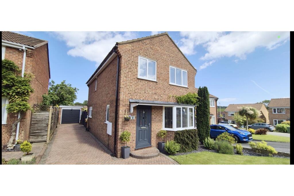 Main image of property: Lightfoots Close, Scarborough, YO12