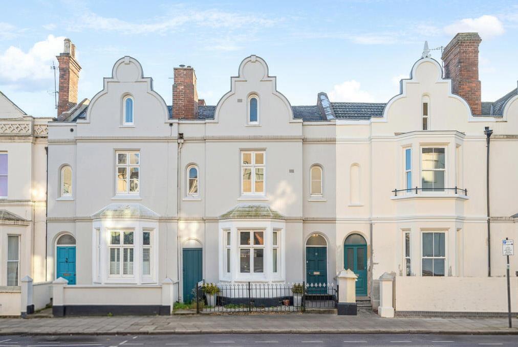 Main image of property: Clarendon Avenue, Leamington Spa