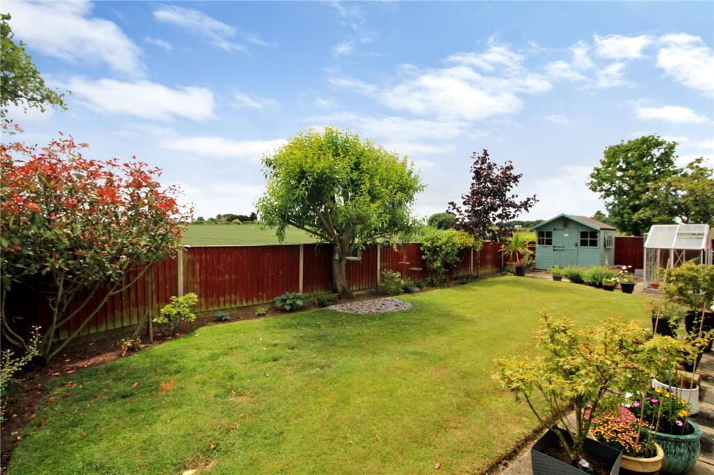 Millside, Hales, Norwich, Norfolk, NR14 photo 2