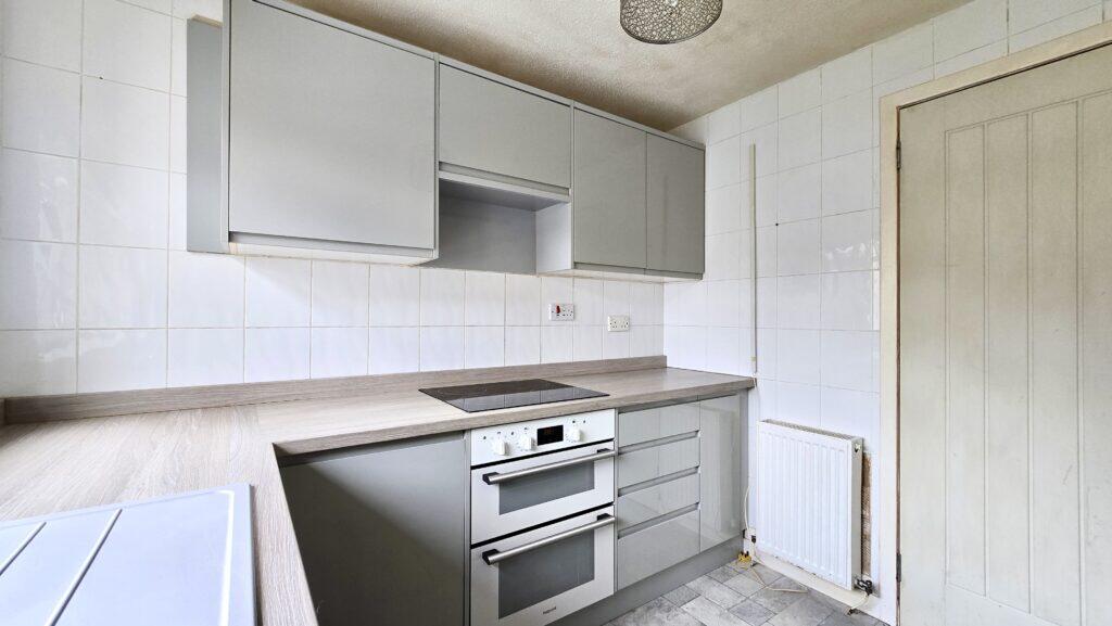 Apartment in Glasgow, East Dunbartonshire - More