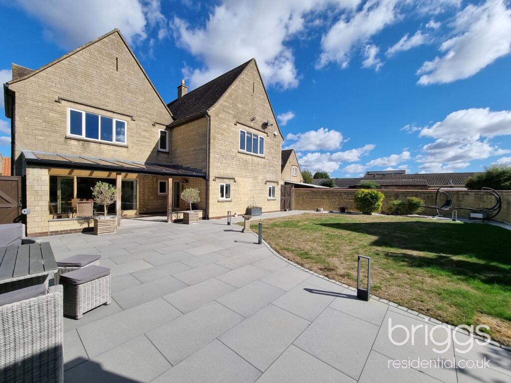 House in Peterborough - View 4