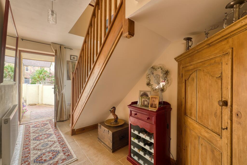 Central location - Combe Batch, Wedmore photo 5