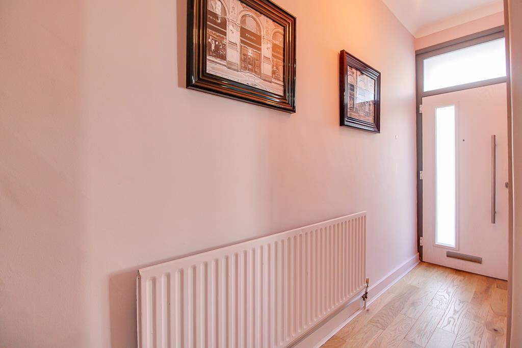 House in Southend-on-Sea - View 4