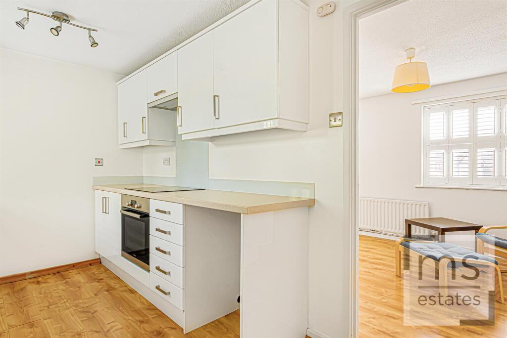 Apartment in Nottingham, Lenton - View 4