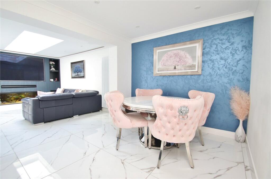House in Verwood, Dorset - View 5