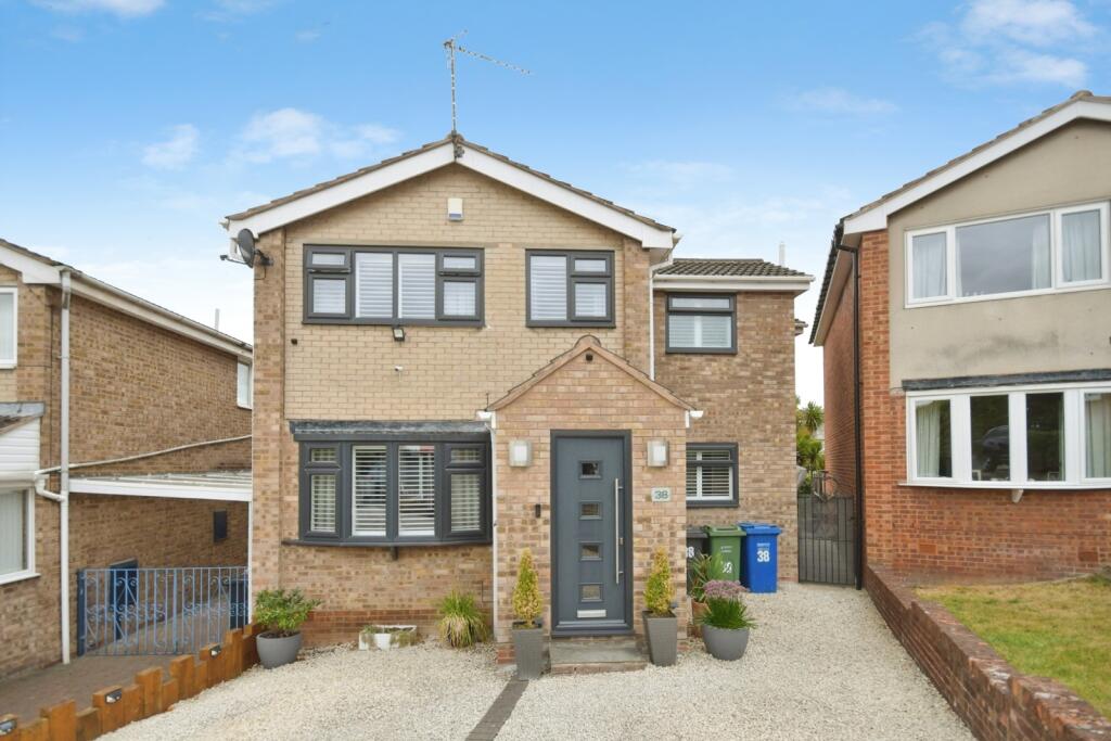 Dale Bank Crescent, New Whittington, Chesterfield, Derbyshire, S43