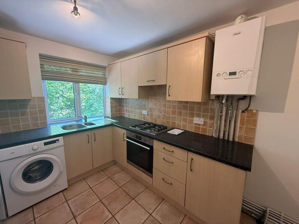 Apartment in London - View 5