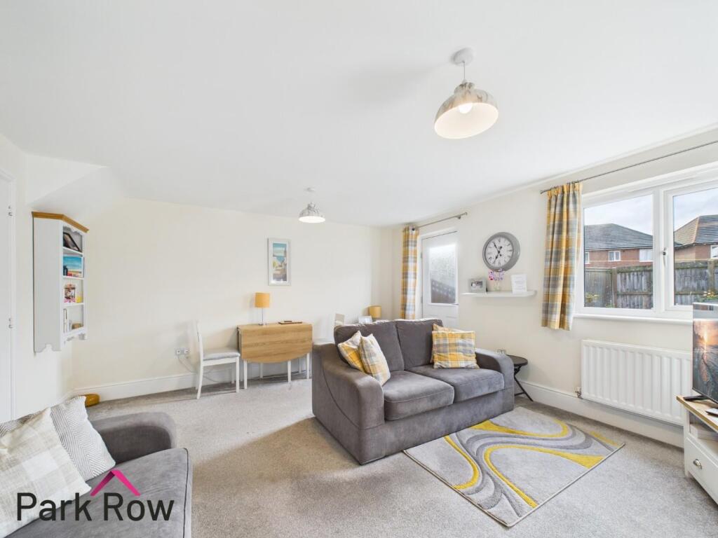 House in Sherburn in Elmet, North Yorkshire - View 3