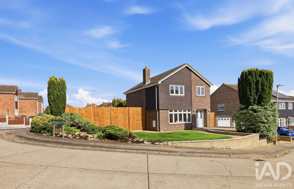 Main image of property: Chilham Close, Basildon, SS13