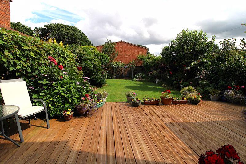 Spinney Close, Pelsall, WS3 4LB photo 3