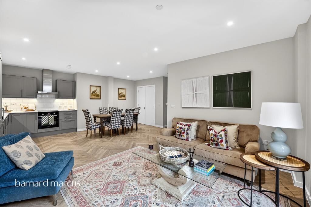 Main image of property: Fallsbrook Road, London