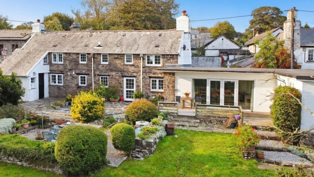 3-bed detached on Bratton Fleming, Barnstaple, Devon, EX31, £535,000