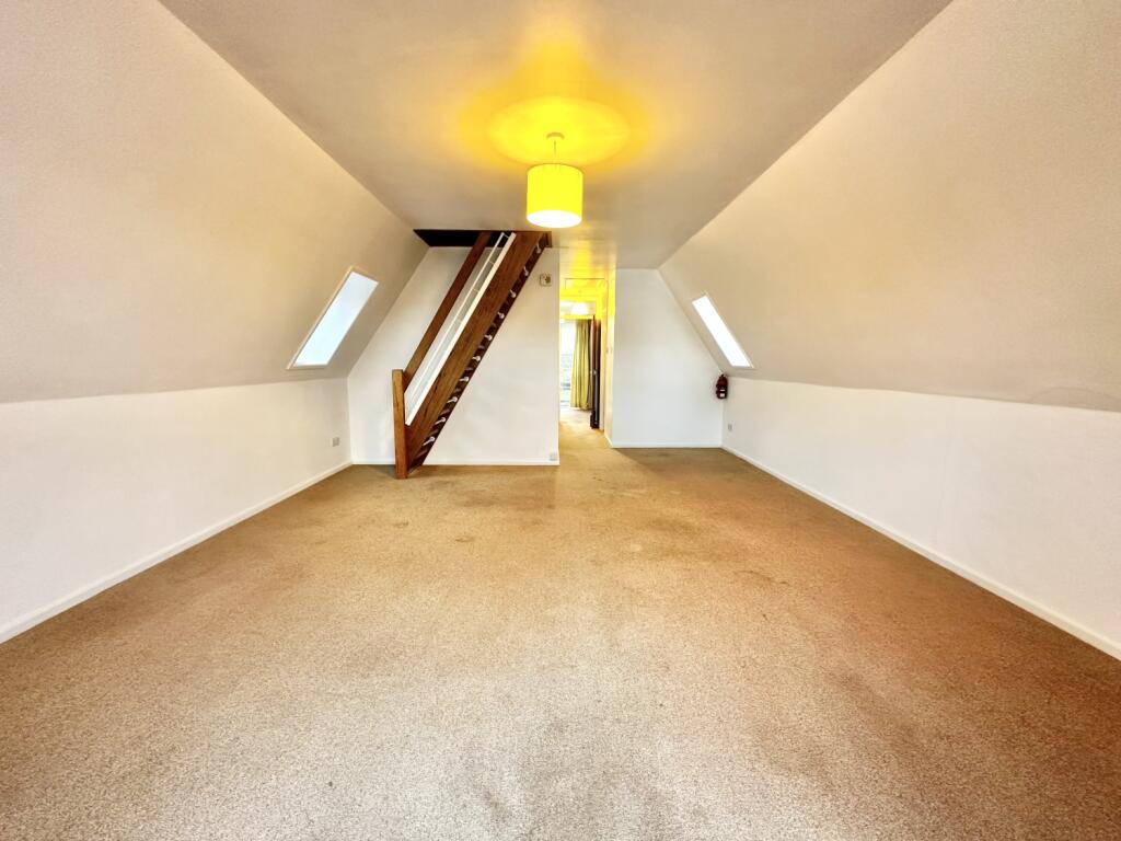 House in Cambridge - More
