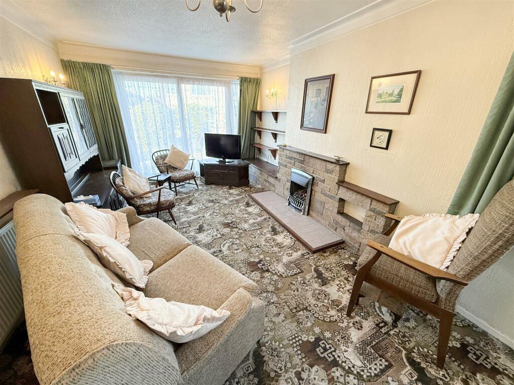 Edgehill Road, Wheatley Hills, Doncaster photo 4