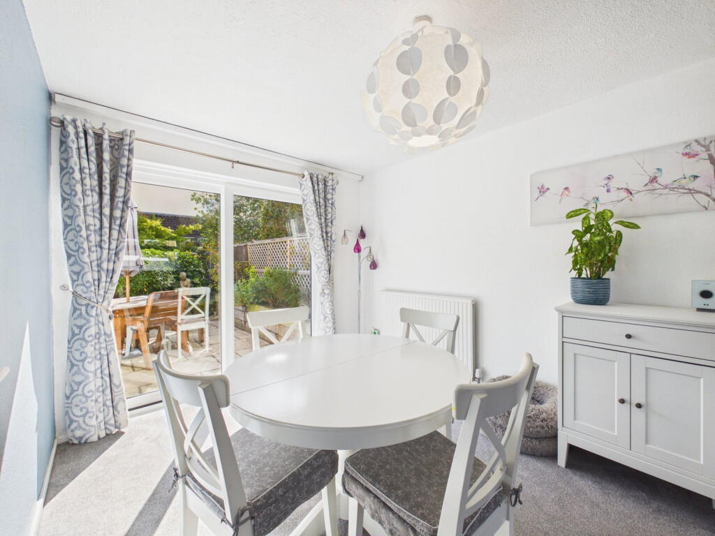House in Swindon - View 5