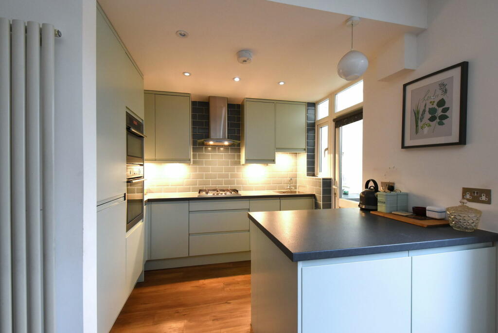 Hawkesfield Road, London, SE23 2TL photo 3