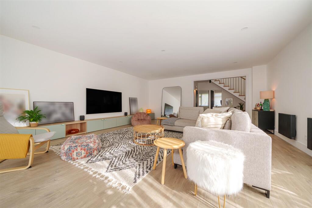House in London - View 4