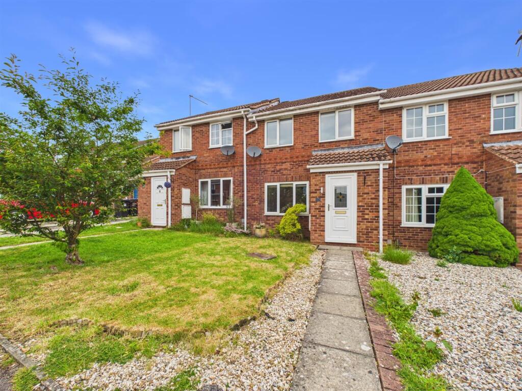 Main image of property: Spetchley Close, Redditch