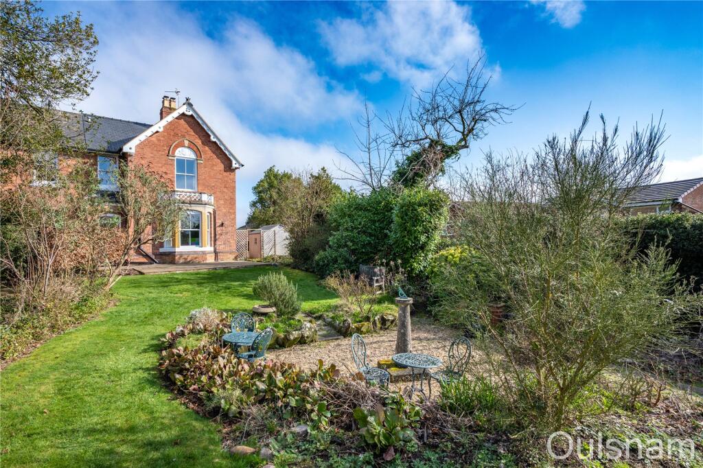 Additional image 33 of South Crescent, Bromsgrove, Worcestershire, B60