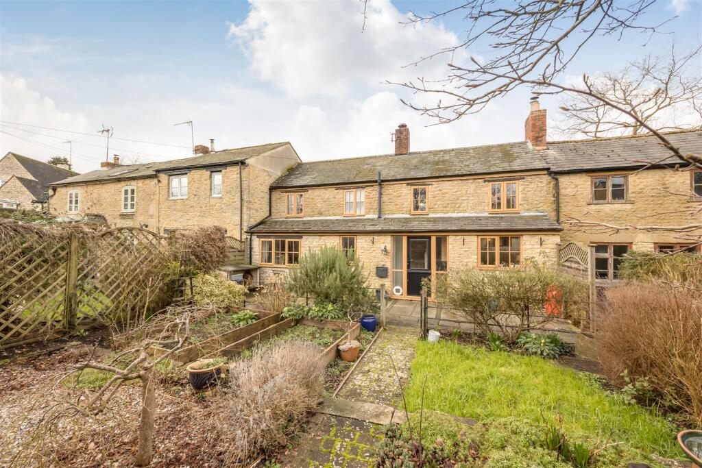 Main image of property: Chapel Row, Souldern