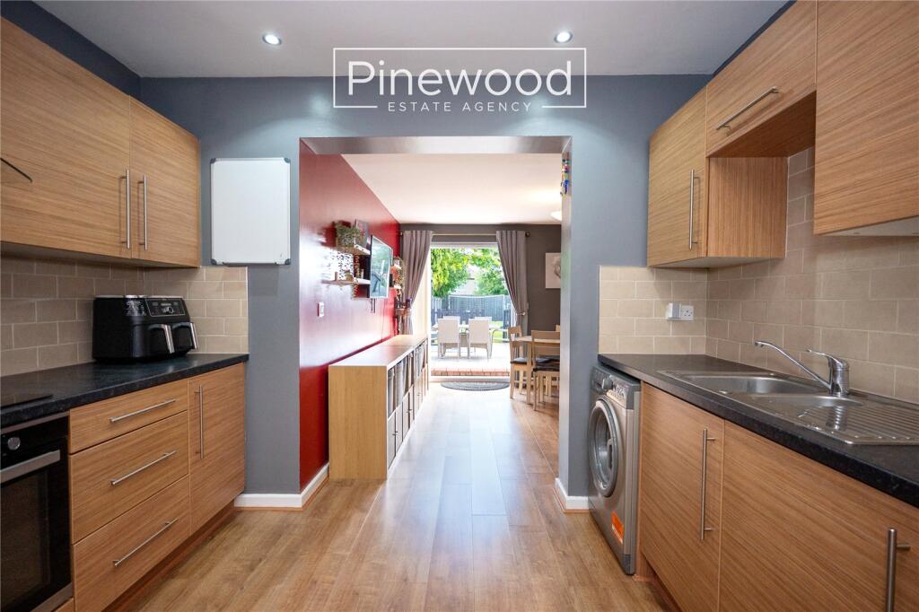 House in Wepre, Kelsterton, Connah's Quay - More