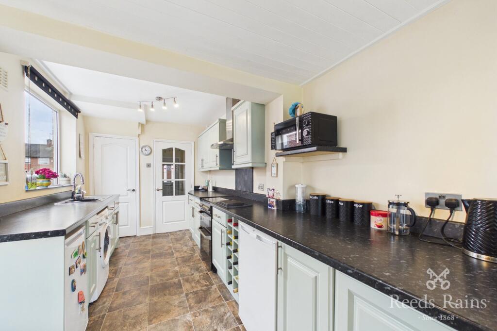 House in Preston, Grange, Fulwood Row - More