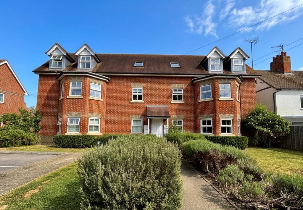 Main image of property: Phoenix Court, Thame, OX9