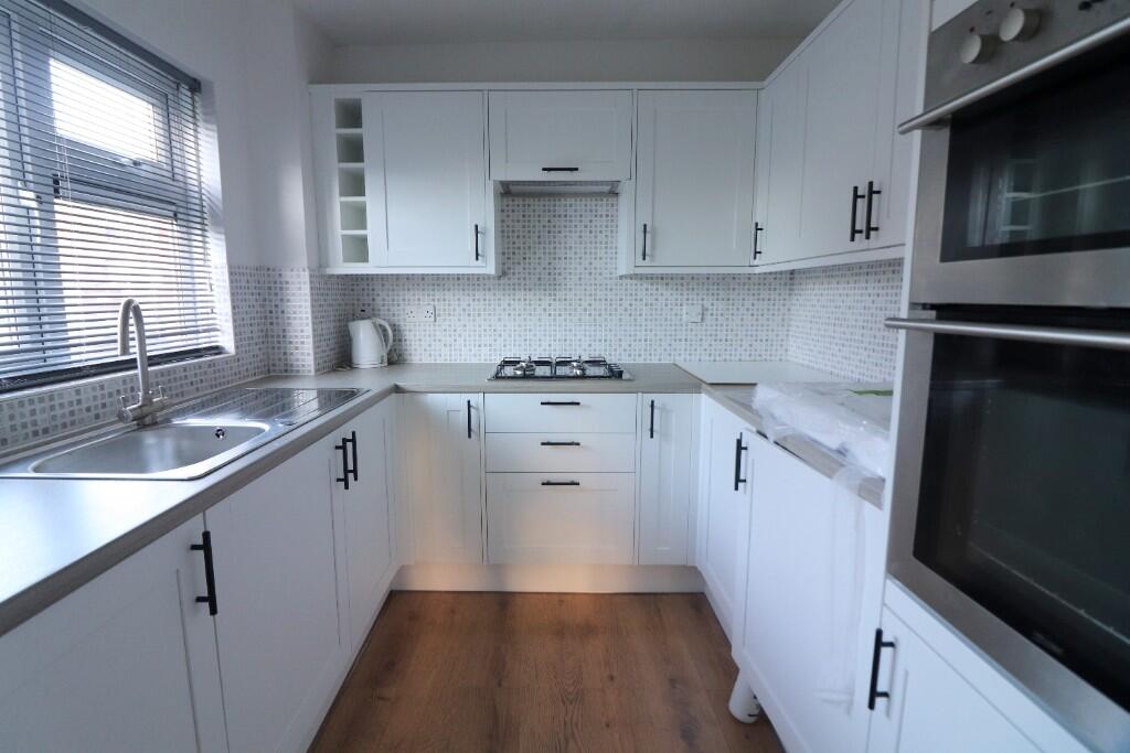 Apartment in Luton, High Town - View 2