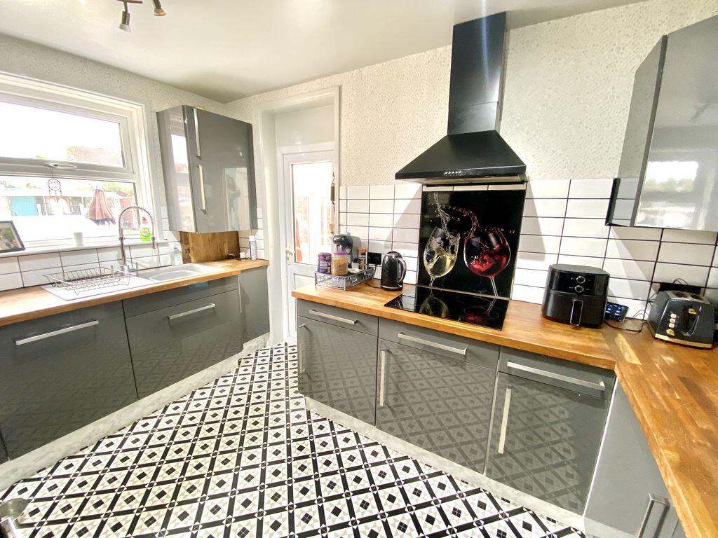 House in Portsmouth - View 3