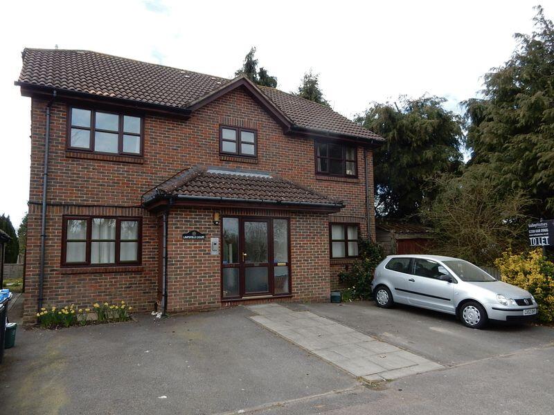 Main image of property: Warlingham