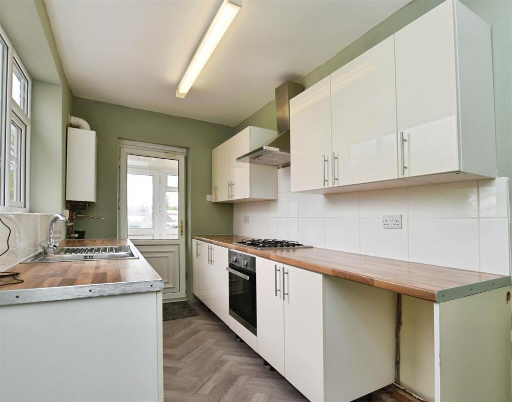 House in Hull, Withernsea - More