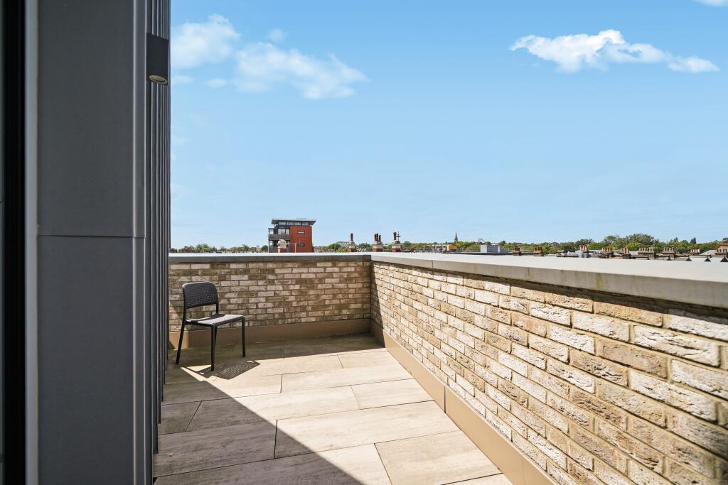 Apartment in London, Kilburn - View 3