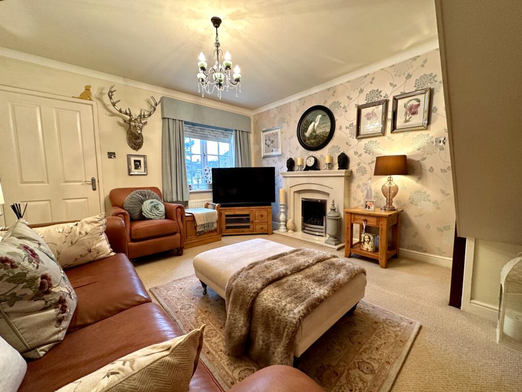 House in Walsall, Old Town, Heath End - View 3