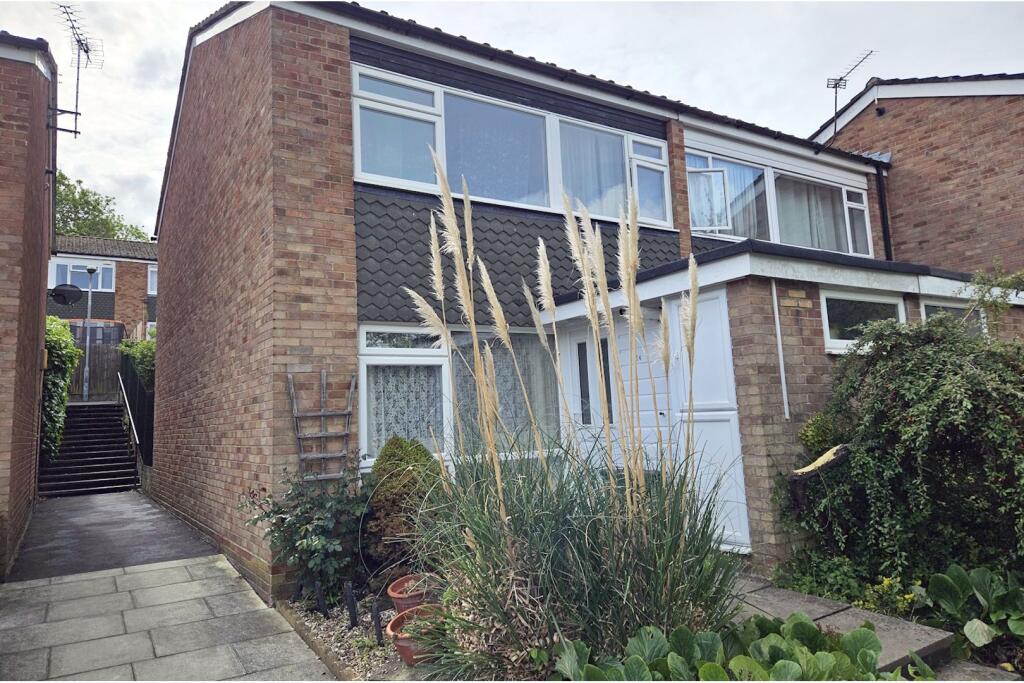Main image of property: Bardolph Avenue, Croydon, CR0