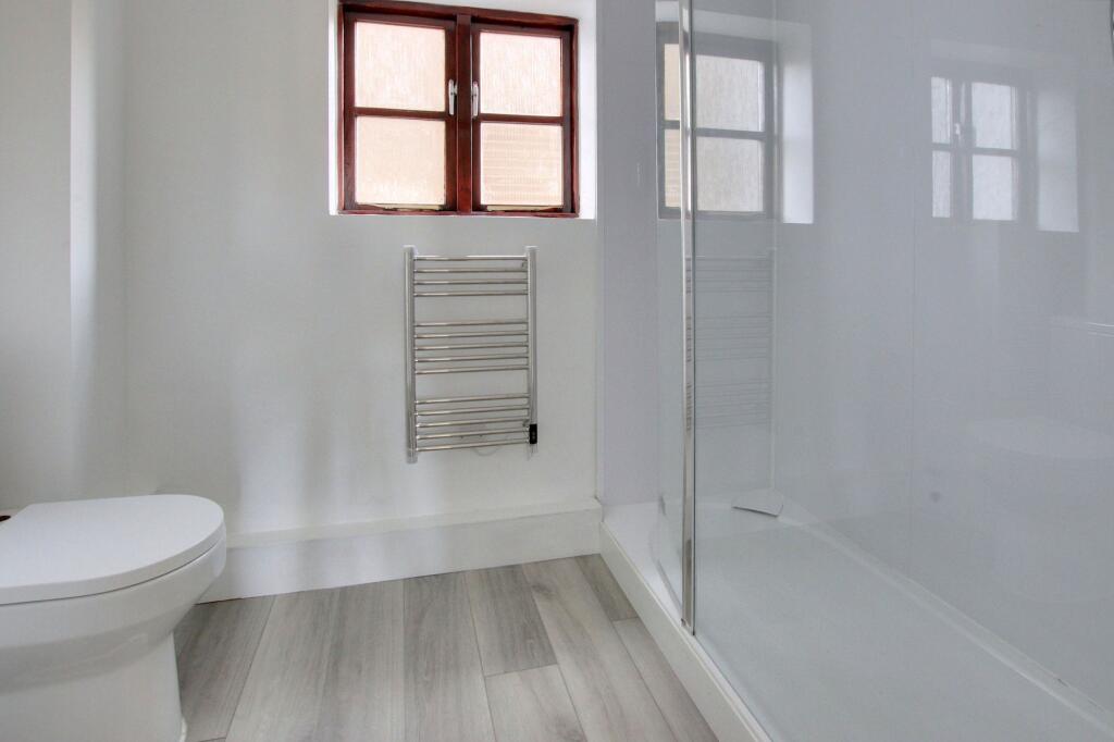 Apartment in West Wickham - View 4