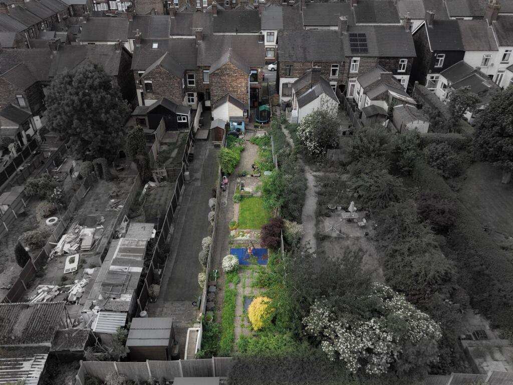House in Stoke-on-Trent - View 4